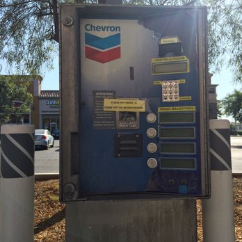 Chevron - Car wash isn't accepting cards. Pay inside before getting in line! - Gas Stations Near Me - Riverside, California