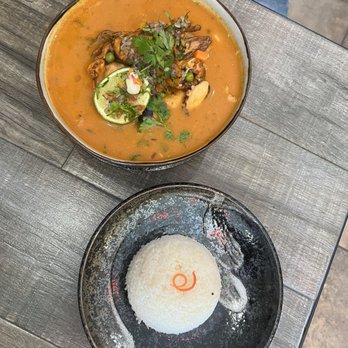 Bocata Kitchen - Parihula - Peruvian Near Me - Los Angeles, California
