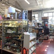 CAPITAL CITY ANTIQUE MALL - 189 Photos & 48 Reviews - Antiques - 959 S ...