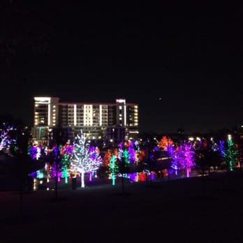 Vitruvian Park - Fiori at Vitruvian Park. - Parks Near Me - Addison, Texas