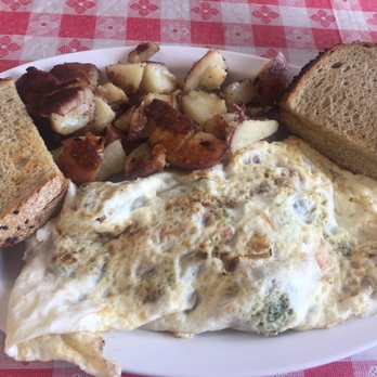 Corner Cafe & Grill - Egg white omelet with veggies and rye toast - Delis Near Me - Somerset, New Jersey Corner Cafe & Grill - Egg white omelet with veggies and rye toast - Delis Near Me - Somerset, New Jersey