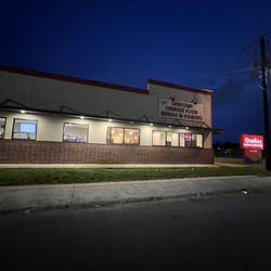 Charlies Seafood Restaurant - Outside