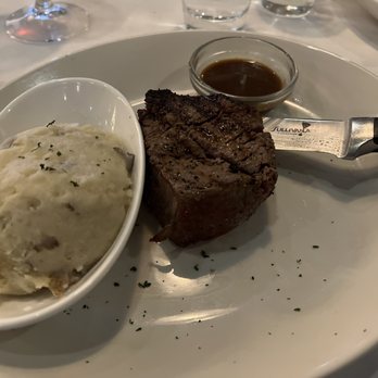 Sullivan's Steakhouse - The steak, fillet FILET MIGNON - 8 OZ. - Steakhouses Near Me - Anchorage, Alaska Sullivan's Steakhouse - The steak, fillet FILET MIGNON - 8 OZ. - Steakhouses Near Me - Anchorage, Alaska