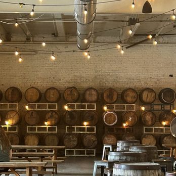 Deep River Brewing Co - Seating area - Breweries Near Me - Clayton, North Carolina