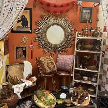 Hunt and Gather - Eclectic decor - Used, Vintage & Consignment Near Me - Norfolk, Virginia Hunt and Gather - Eclectic decor - Used, Vintage & Consignment Near Me - Norfolk, Virginia