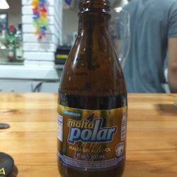 Molarepa - Malta Polar. Un refresco que odiarás o amarás, no tiene término medio