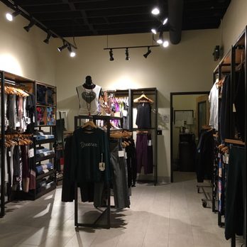 CorePower Yoga - Pacific Beach - Eye-catching retail space! - Yoga Near Me - San Diego, California CorePower Yoga - Pacific Beach - Eye-catching retail space! - Yoga Near Me - San Diego, California