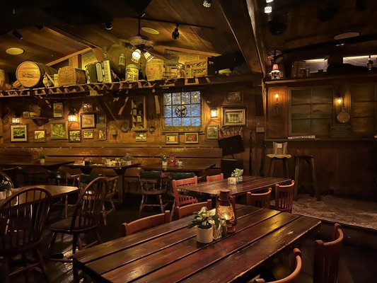 The Field Irish Pub & Eatery by null