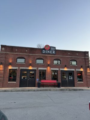 10th Street Diner by null