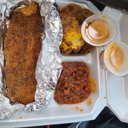 Mister Munchies - Catfish, fried corn and green tomatoes plus baked beans.