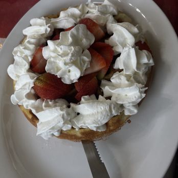 Cocina Oaxaqueña - Strawberry Waffle - Mexican Near Me - Eureka, California Cocina Oaxaqueña - Strawberry Waffle - Mexican Near Me - Eureka, California