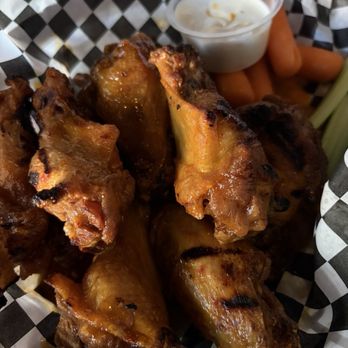 The Draft Society - Wings with house sauce - Sports Bars Near Me - Aurora, Colorado The Draft Society - Wings with house sauce - Sports Bars Near Me - Aurora, Colorado