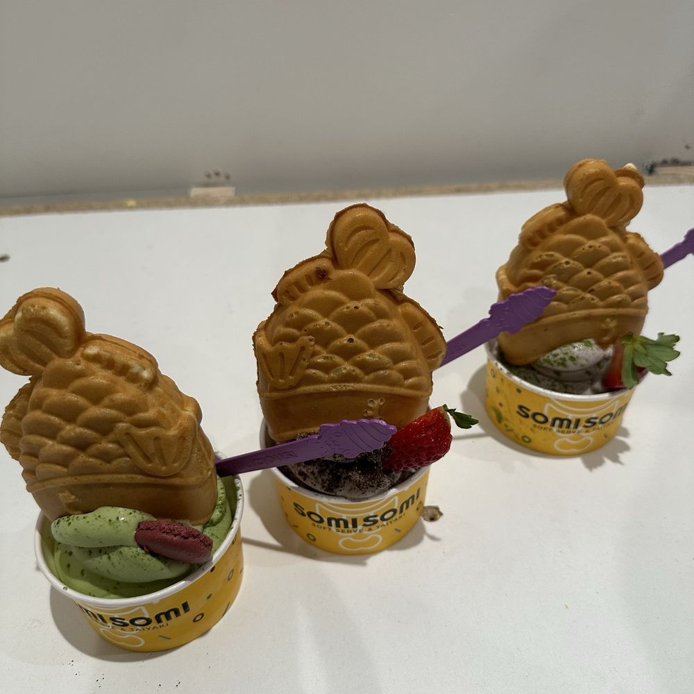 Somisomi - Mochi, Ube, Cookies and Cream - Desserts Near Me - Temecula, California