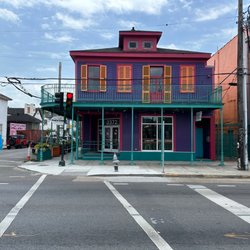 Peach Cobbler Factory - This cute shop is hard to miss.