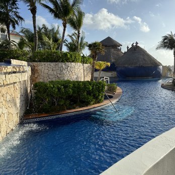 Fiesta Americana Condesa - Pool - Hotels Near Me - Cancún, ROO