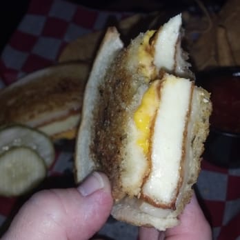 BB Jack's - bb Jack's - Deep Fried Grilled Cheese - Deforest Madison Wisconsin - Pizza Near Me - DeForest, Wisconsin