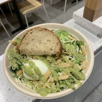 Chopt Creative Salad Co. - Vegetarian Near Me - Paramus, New Jersey