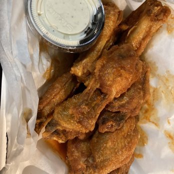 Sweet Willy's Pizzeria - I forgot to order them crispy but they did not disappoint! Delicious delivered! - Pizza Near Me - Albany, New York Sweet Willy's Pizzeria - I forgot to order them crispy but they did not disappoint! Delicious delivered! - Pizza Near Me - Albany, New York