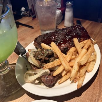 Cheddar's Scratch Kitchen - Comfort Food Near Me - Pleasant Prairie, Wisconsin