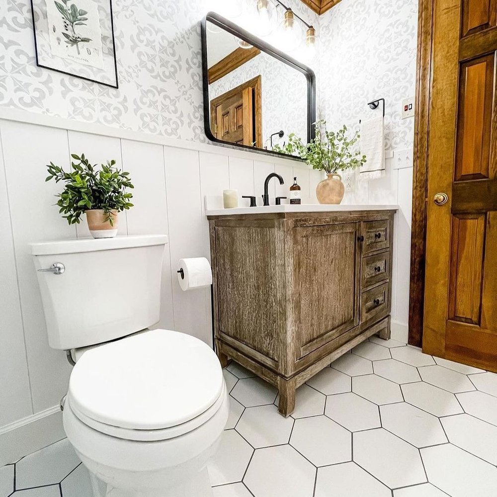 Slide of Experienced Plumbing & Drain