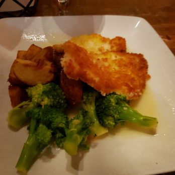 Barnwood Grill - Lemon chicken - Seafood Near Me - Newtown, Connecticut Barnwood Grill - Lemon chicken - Seafood Near Me - Newtown, Connecticut