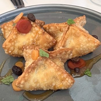 Kapa Hale - Sweet potato samosas - Hawaiian Near Me - Honolulu, Hawaii Kapa Hale - Sweet potato samosas - Hawaiian Near Me - Honolulu, Hawaii