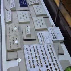 Dynasty Jewelers - Ring .