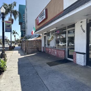 The Friendly - Storefront - Pizza Near Me - San Diego, California