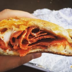 Jonna's Market Taylor - Their calzones are LOADED