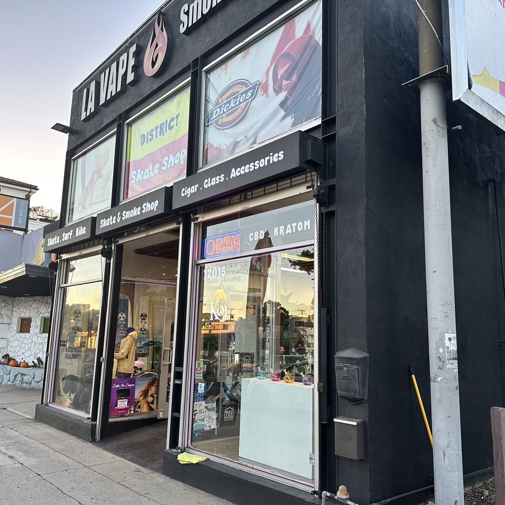 District Skate Shop - The Store front... - Skate Shops Near Me - Los Angeles, California District Skate Shop - The Store front... - Skate Shops Near Me - Los Angeles, California