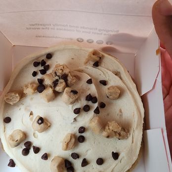 Crumbl - Douglas Boulevard - Bakeries Near Me - Roseville, California
