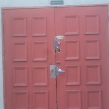 The Key Locksmith - Commercial lock change - Keys & Locksmiths Near Me - Mission Viejo, California The Key Locksmith - Commercial lock change - Keys & Locksmiths Near Me - Mission Viejo, California