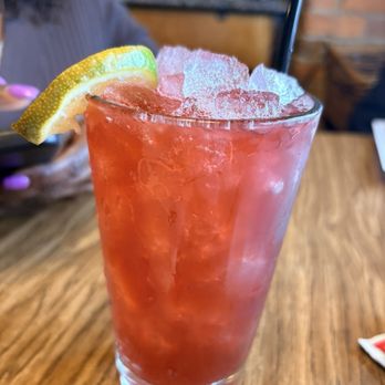 Z's Villa - Refreshing drinks - Bars Near Me - Detroit, Michigan Z's Villa - Refreshing drinks - Bars Near Me - Detroit, Michigan