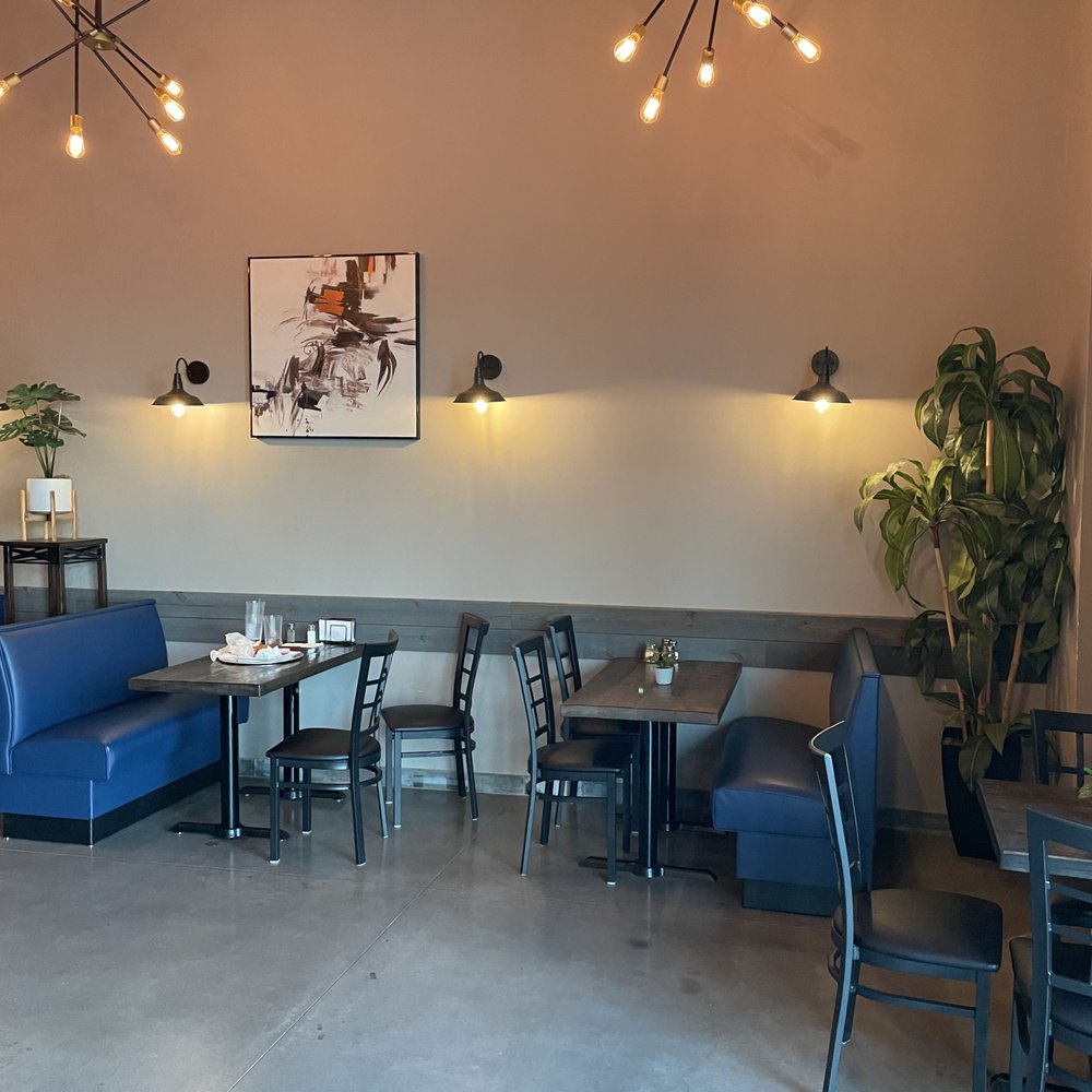 Pizza Vibes - Inside Dining - Pizza Near Me - The Colony, Texas