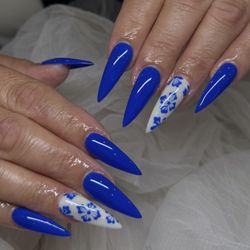 Mint Nail Lounge