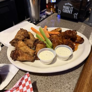 Waddells Longhorn Corral - Bone In Wings - 12 pc - Bars Near Me - Buckeye, Arizona Waddells Longhorn Corral - Bone In Wings - 12 pc - Bars Near Me - Buckeye, Arizona