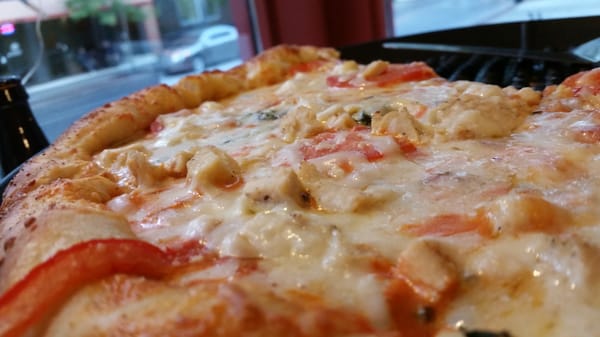 816 Pint & Slice by null