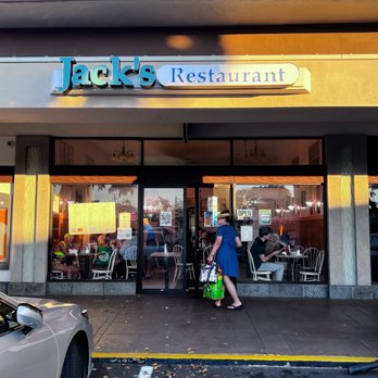Jack's Restaurant - Front entrance - Breakfast & Brunch Near Me - Honolulu, Hawaii Jack's Restaurant - Front entrance - Breakfast & Brunch Near Me - Honolulu, Hawaii