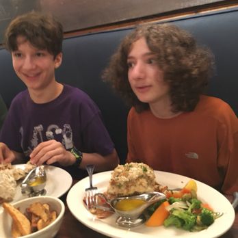 Papa’s Fish House - Seafood Near Me - Lighthouse Point, Florida