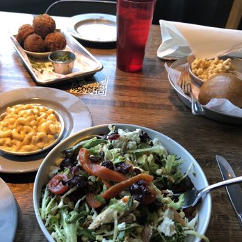 Smoke Daddy - Pimento hush puppies, side of mac and cheese, Wrightwood salad. - Barbeque Near Me - Chicago, Illinois Smoke Daddy - Pimento hush puppies, side of mac and cheese, Wrightwood salad. - Barbeque Near Me - Chicago, Illinois