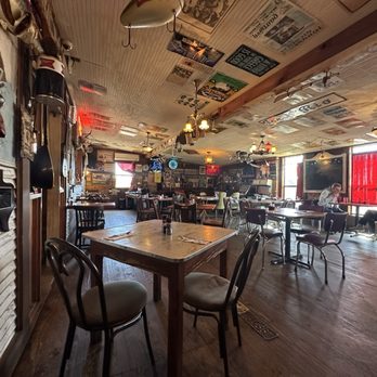 Hill Top Cafe - Greek Near Me - Fredericksburg, Texas