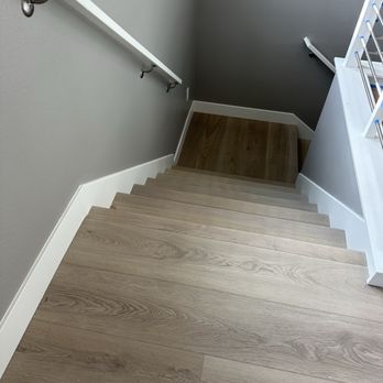 Latta Floors - LVP to hardwood transition seamless - Flooring Near Me - Livermore, California Latta Floors - LVP to hardwood transition seamless - Flooring Near Me - Livermore, California