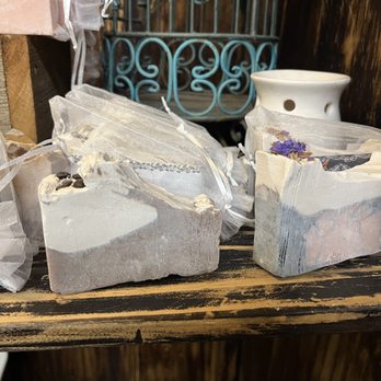 Box Feed - Soaps and home decor. - Pet Stores Near Me - North Fork, California Box Feed - Soaps and home decor. - Pet Stores Near Me - North Fork, California
