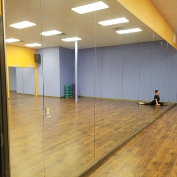 Standard Glass And Mirror Texas - Fitness 2000 - Windows Installation Near Me - Arlington, Texas Standard Glass And Mirror Texas - Fitness 2000 - Windows Installation Near Me - Arlington, Texas