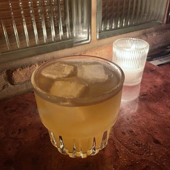 Blind Barber - Iced Pineapple - Barbers Near Me - Chicago, Illinois
