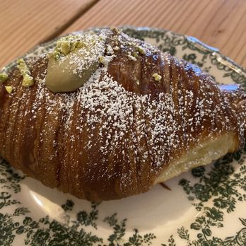 Il Giardino di Lilli - Pistachio croissant - Coffee & Tea Near Me - San Diego, California Il Giardino di Lilli - Pistachio croissant - Coffee & Tea Near Me - San Diego, California