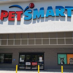 Exterior outside entrance of PetSmart - Plantation, Florida Exterior outside entrance of PetSmart - Plantation, Florida