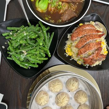Jia Yan Dumpling House - garlic green beans, beef noodle soup, pork chop fried rice, xlb - Shanghainese Near Me - Glendora, California Jia Yan Dumpling House - garlic green beans, beef noodle soup, pork chop fried rice, xlb - Shanghainese Near Me - Glendora, California