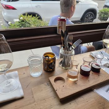 Barsha Wines - The flight - Beer, Wine & Spirits Near Me - El Segundo, California