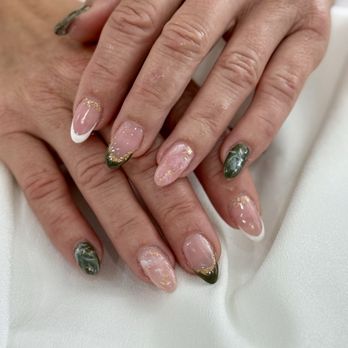 Polish Nail Spa - Nails by Huyen - Nail Salons Near Me - Artesia, California Polish Nail Spa - Nails by Huyen - Nail Salons Near Me - Artesia, California